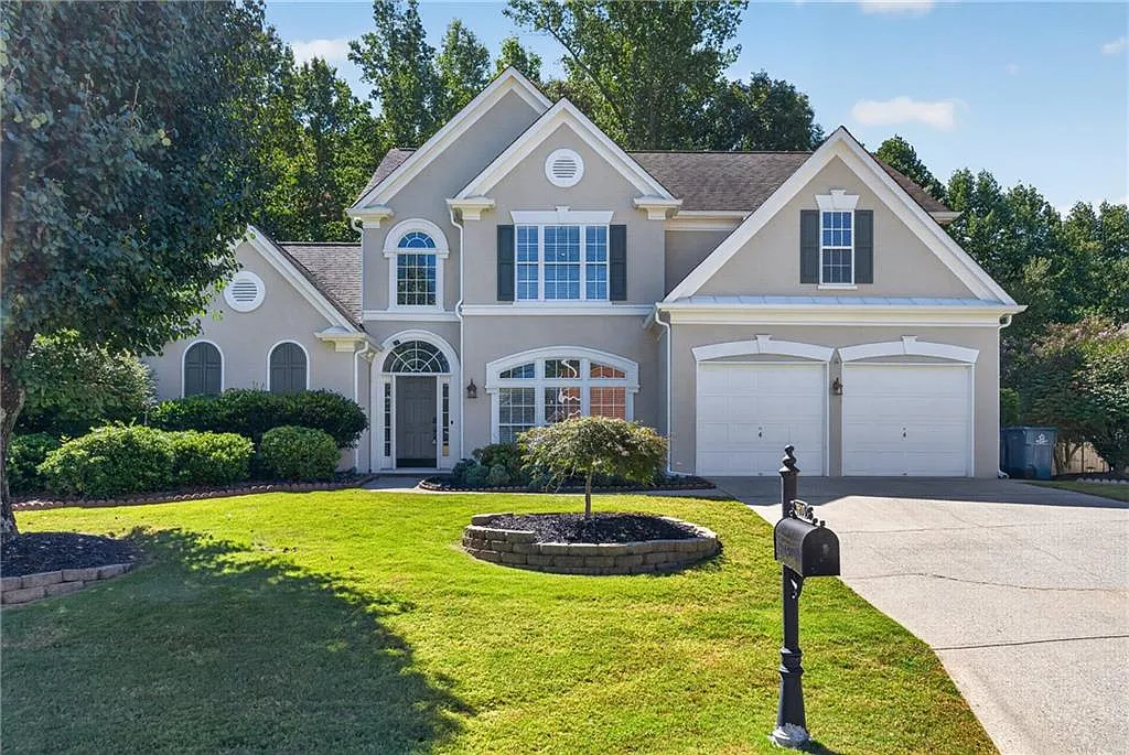 4 bed, 3.5 bath, 2747 sqft, $3,300 — Photo 2
