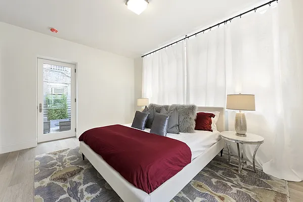 Sold by Nest Seekers International | media 5