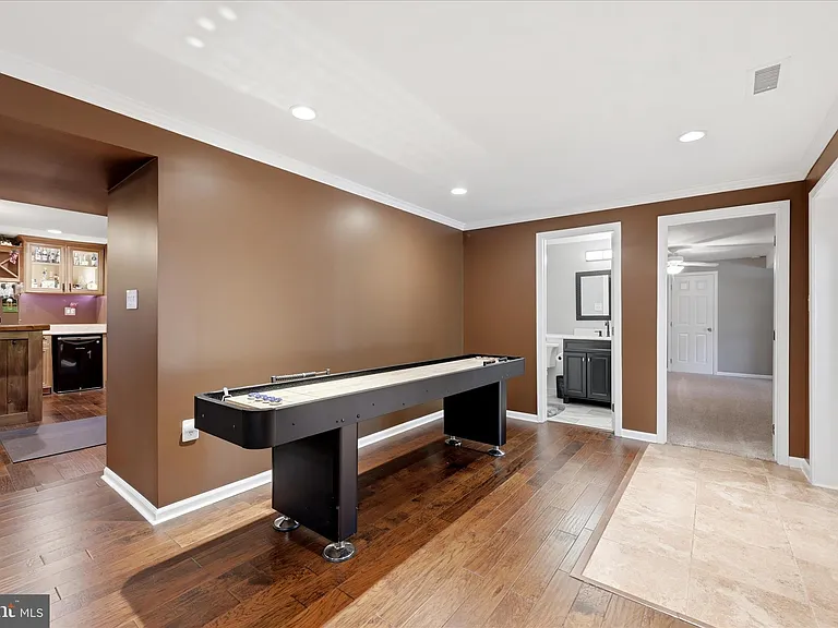 704 Seaton Ct SE — Photo 49