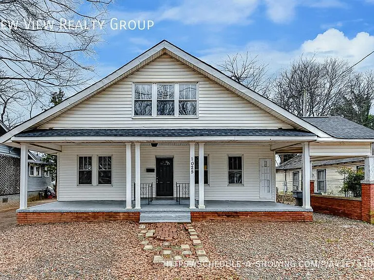 1025 Ambassador St — Photo 1
