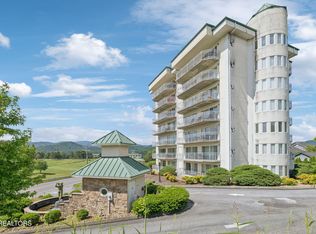 503 Dollywood Ln UNIT 132, Pigeon Forge, TN 37863