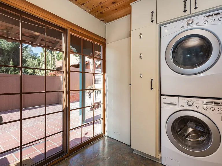 8873 Golf Dr — Photo 20