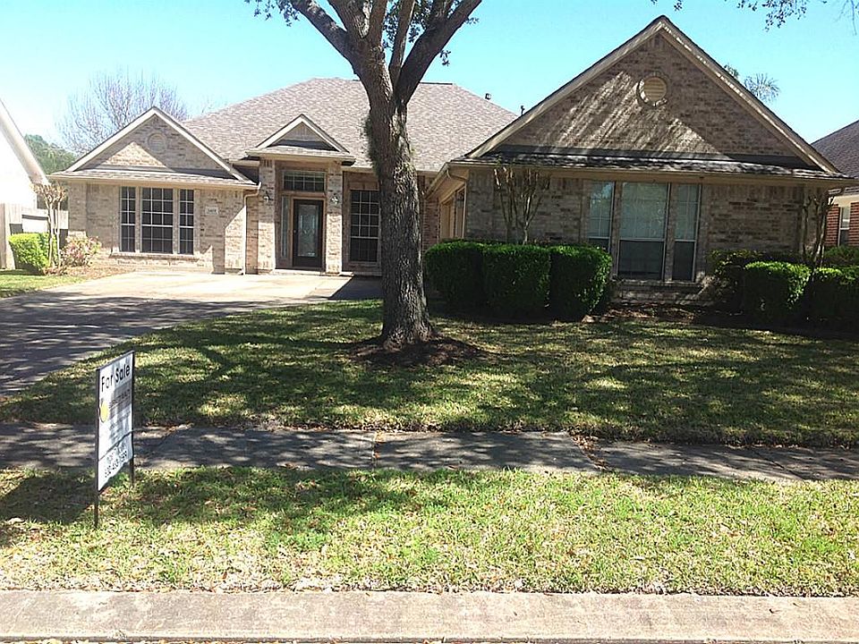 1st image of 1419 Crystal Lake Cir E