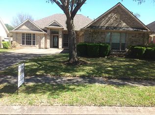 1419 Crystal Lake Cir E, Pearland, TX 77584