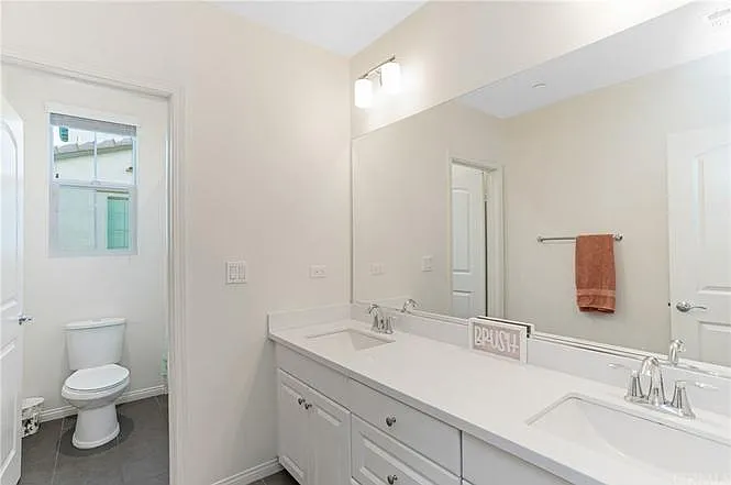 202 Calle Belleza — Photo 12