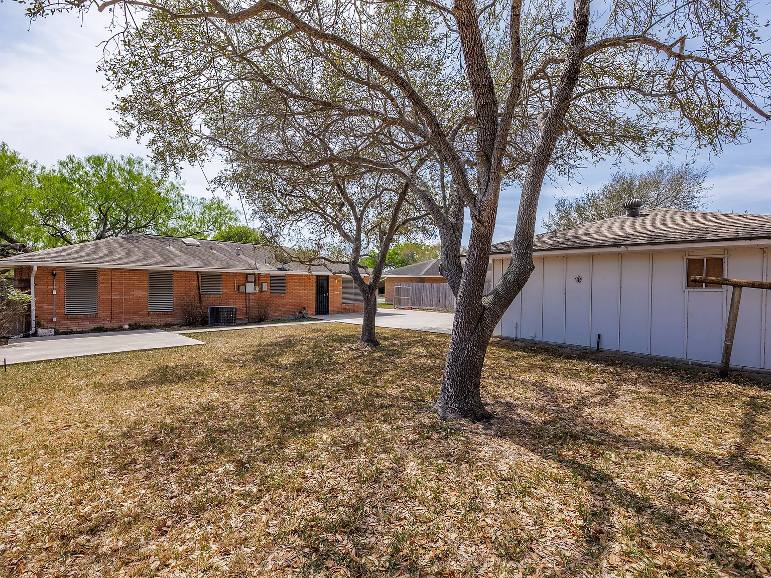 1137 Bradshaw Drive - 1 — Photo 4