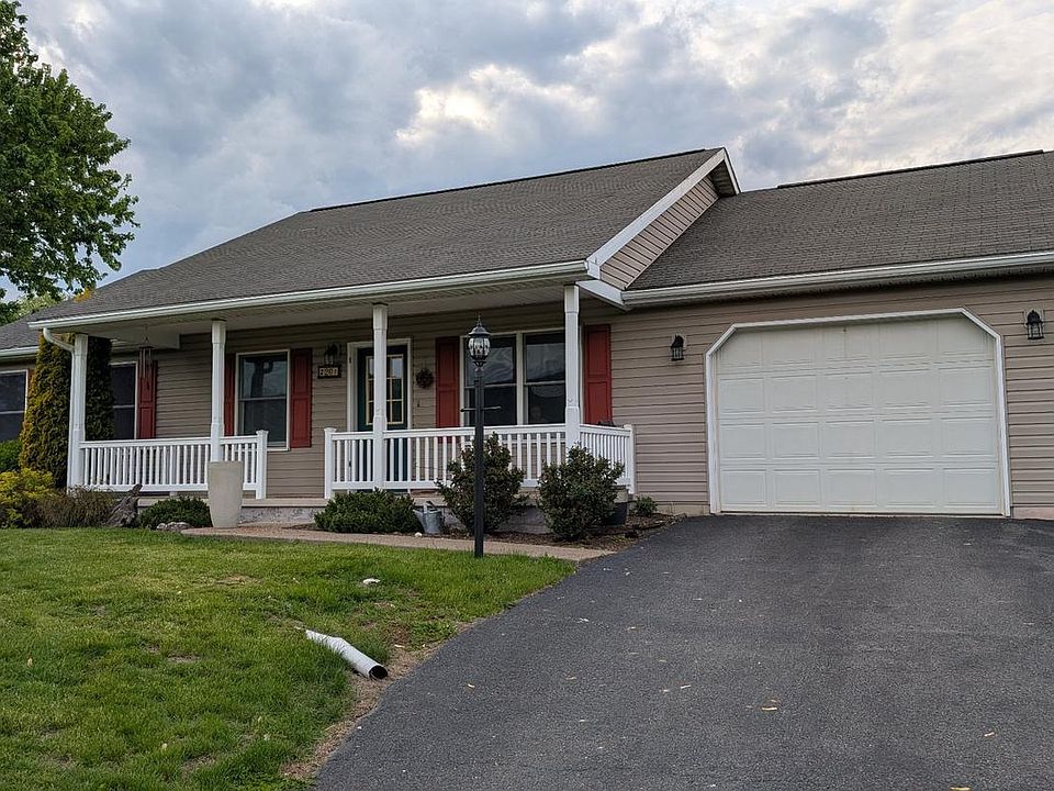 1st image of 20 Osage Dr