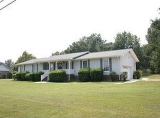 2626 Western Hills Dr E, Southside, AL 35907