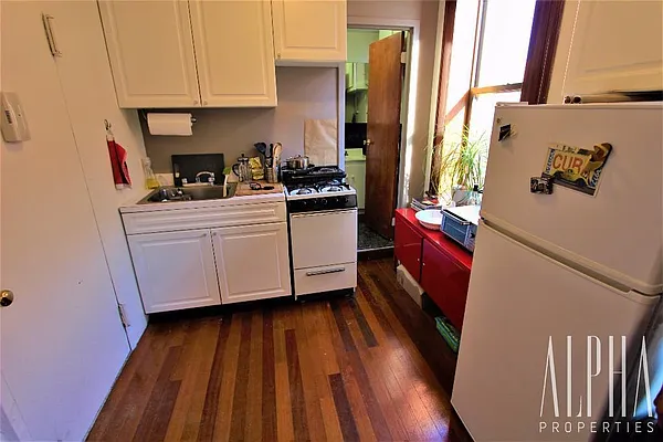 Rented by Alpha Properties NYC I LLC | media 23