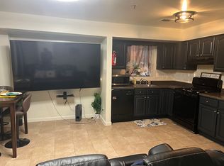 372 Grove St FLOOR 1, Newark, NJ 07103