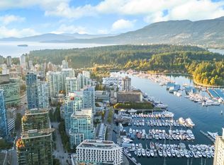 1189 Melville St #3802, Vancouver, BC V6E 4T8