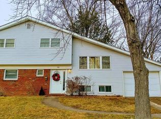 56 Mark Twain Dr, Hamilton, NJ 08690