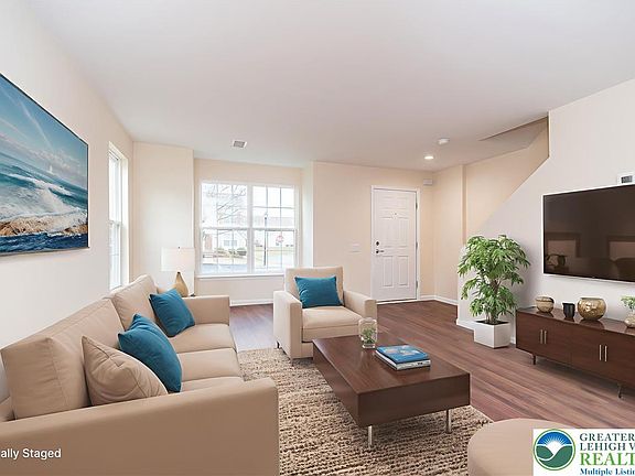 5th image of 8428 Saylor Ct