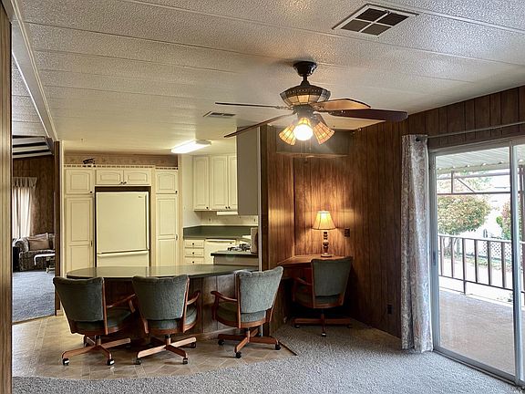 4th image of 660 Leslie St #70
