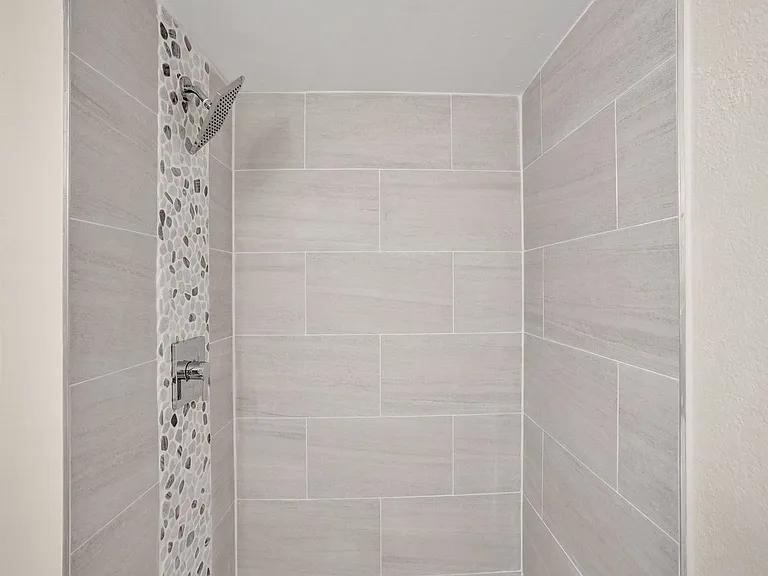 4205 N University Dr #108 — Photo 20