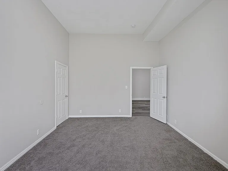 2906 Alms Pl #4 — Photo 10
