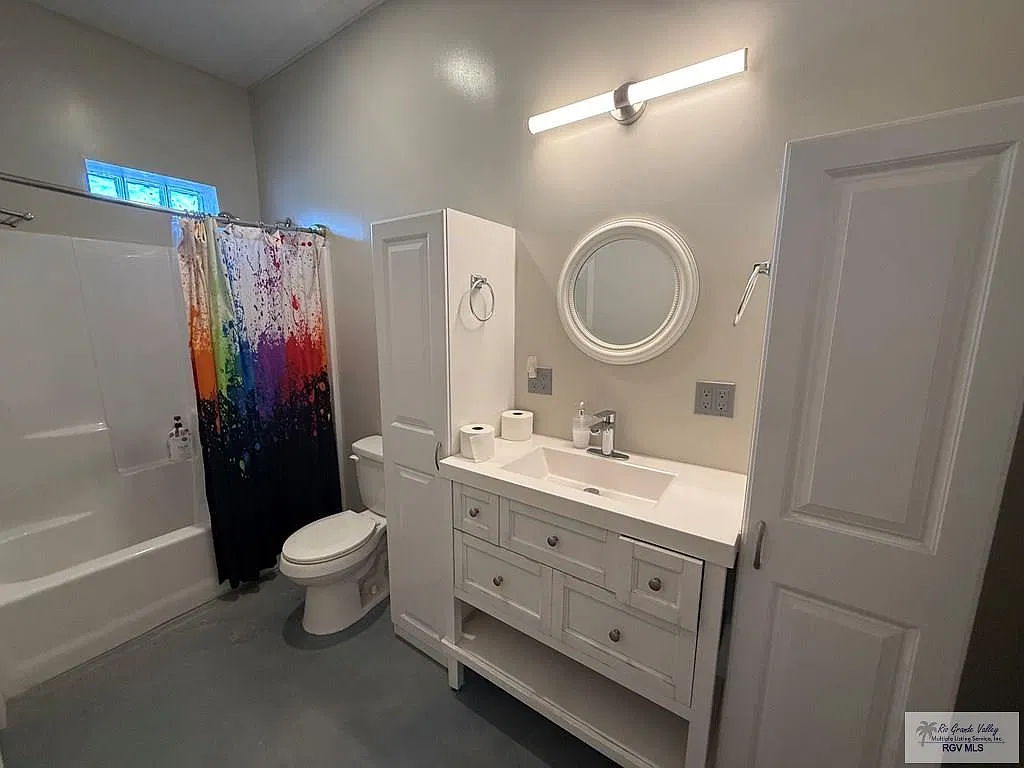 1 bed, 1.0 bath, 702 sqft, $1,150 — Photo 4