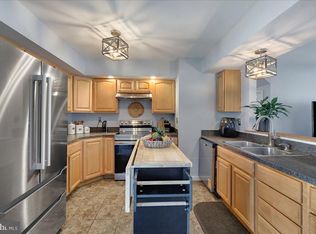 1908 Stonehearth Ct, Severn, MD 21144