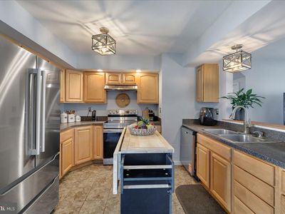 1908 Stonehearth Ct, Severn, MD, 21144