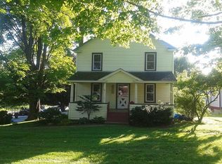 2585 Center Rd, Moriah, NY 12960