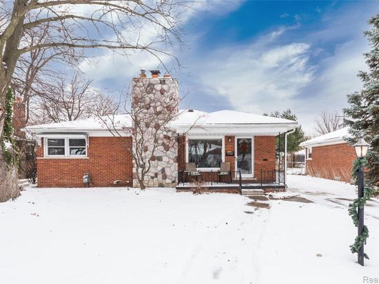 9330 San Jose, Redford, MI 48239