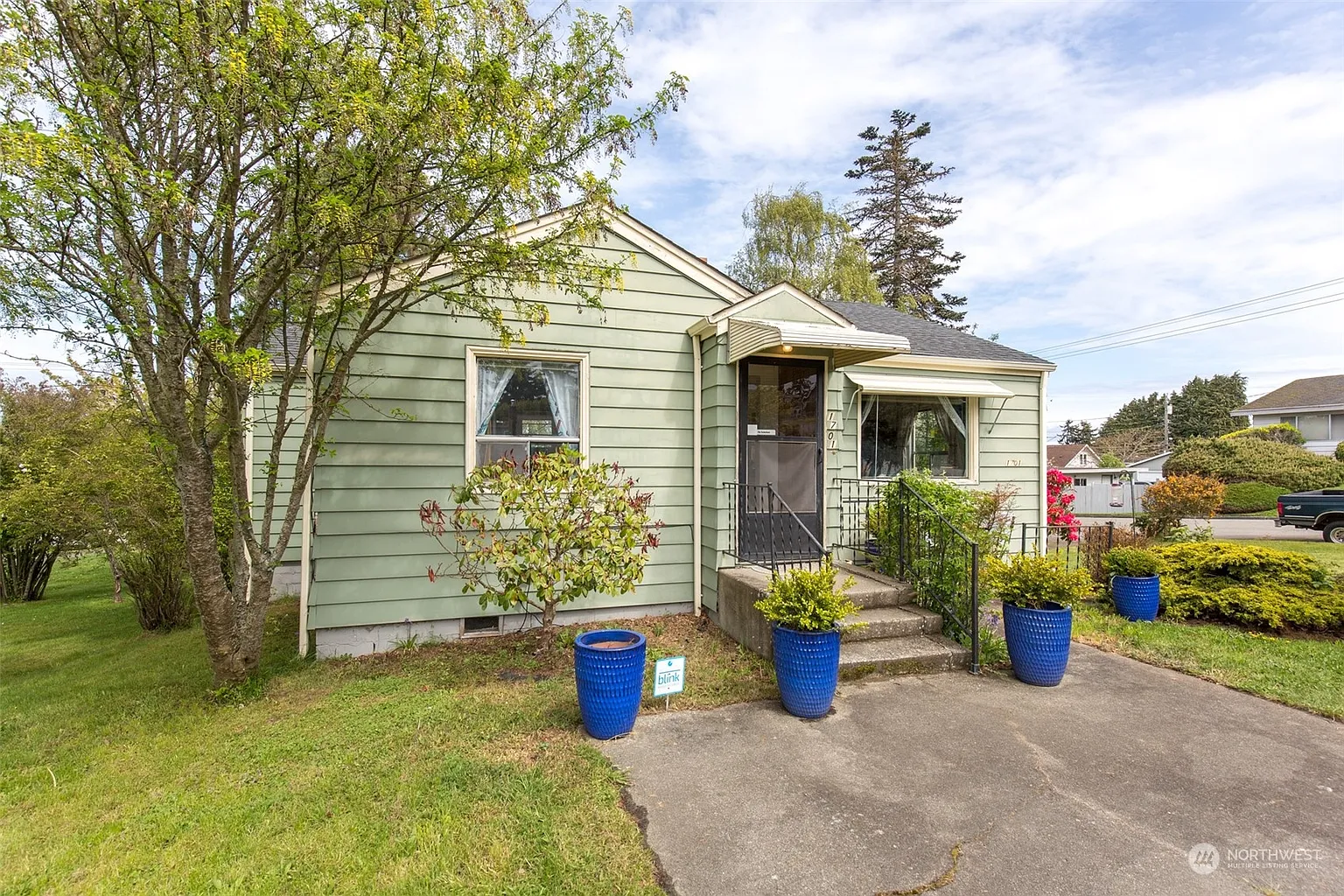 1701 W 7th Street photo 1