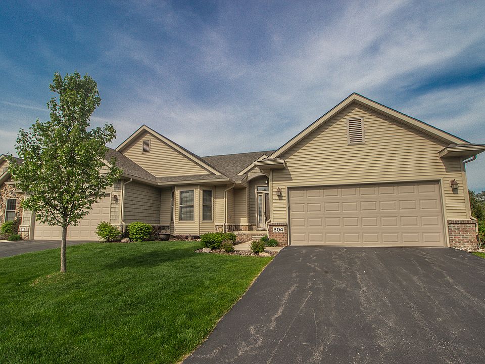 1st image of 804 Boxwood Ct
