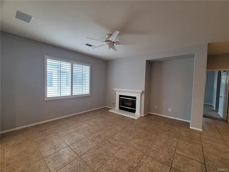 74 Rosenblum #108 — Photo 7