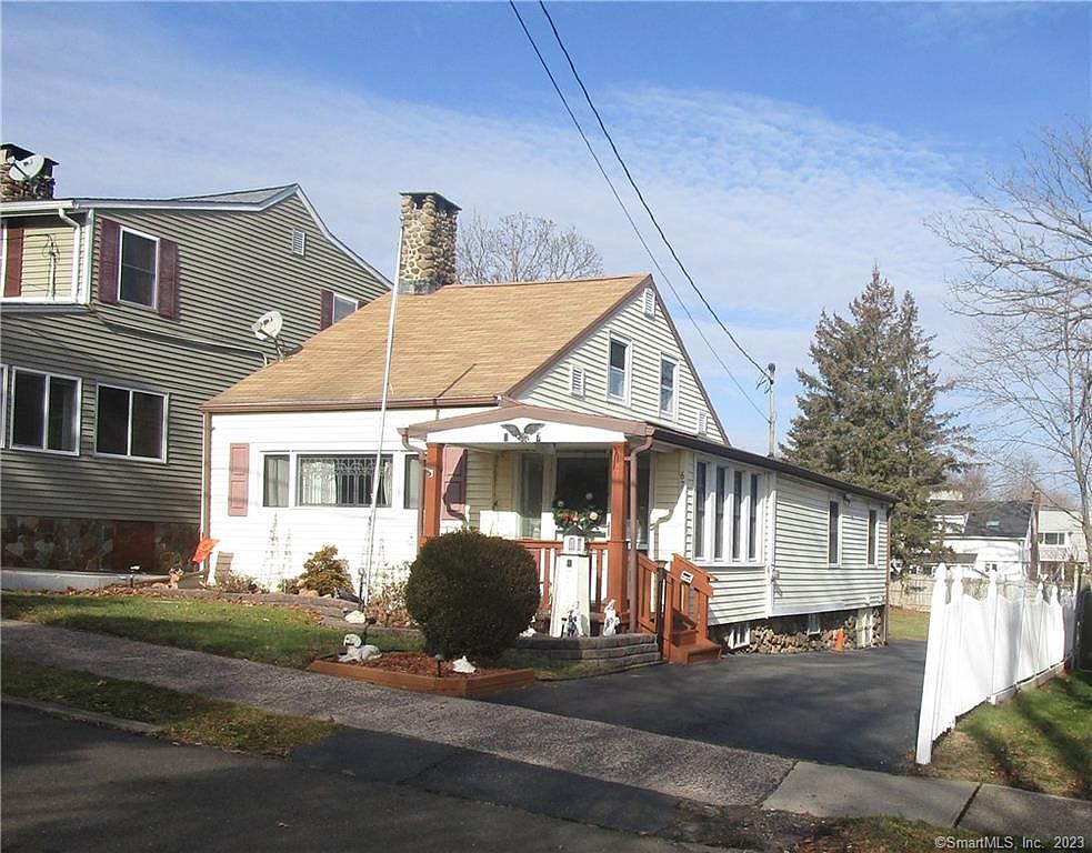 67 Prospect Ave West Haven CT 06516 Zillow