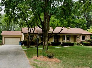 372 Village Dr E, Carmel, IN 46032