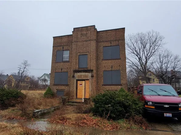 1089 E 125th St, Cleveland, OH 44112