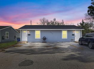 205 E Bremond St, Ennis, TX 75119