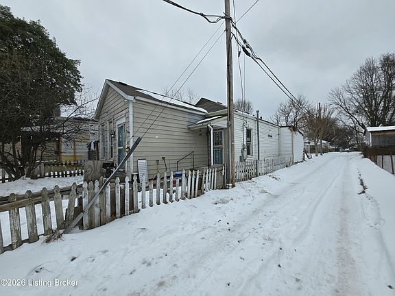 2nd image of 2815 Garfield Ave