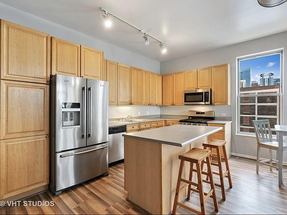 4th image of 1631 S Michigan Ave APT 509