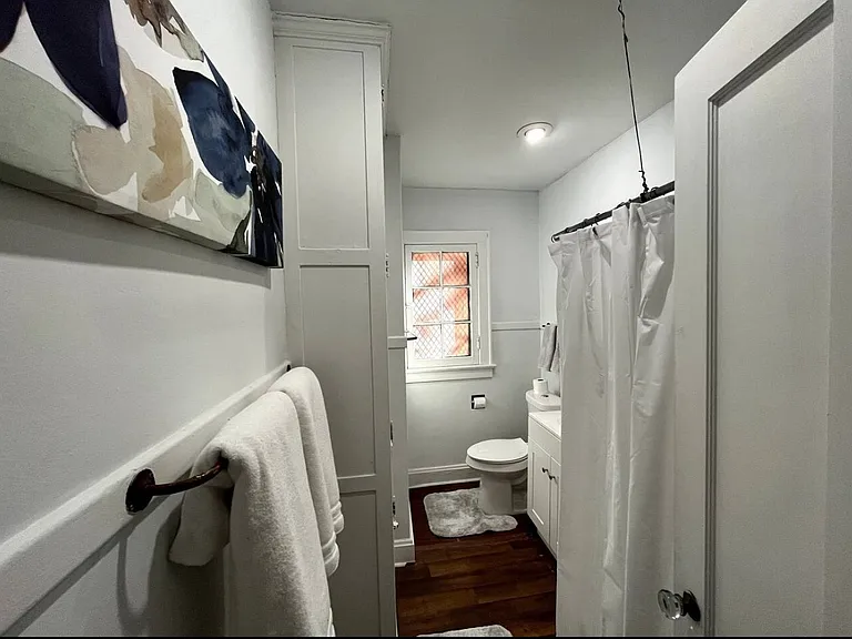 1345 Highland St — Photo 4