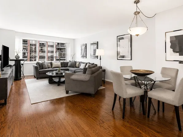 300 E 59th St APT 1903, New York, NY 10022