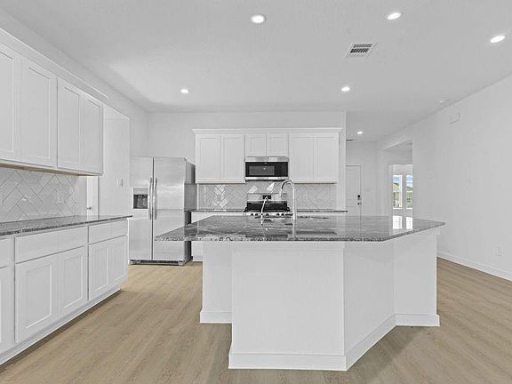 5th image of 2908 Core Meadows Dr