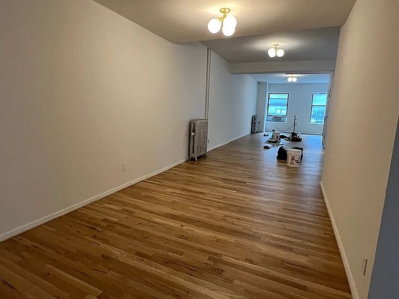2nd image of 248 W 14th St Fl 3