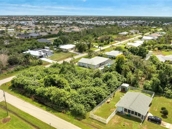 445 Leach Dr #2, Punta Gorda, FL 33950