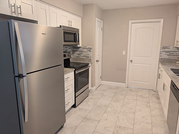 4th image of 5830 Commonwealth Ave N