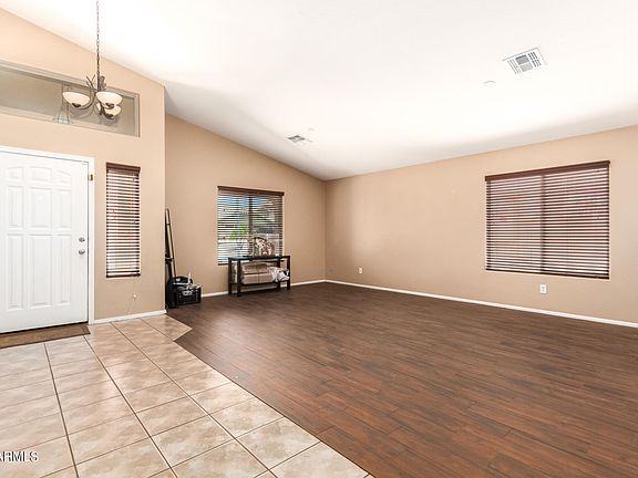4th image of 9121 W KIRBY Avenue