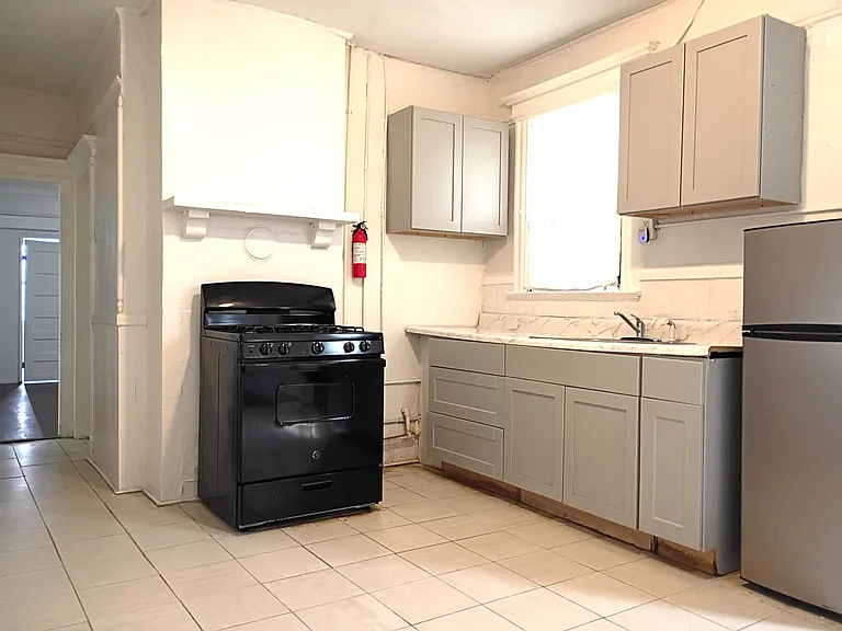 482 Irvine Turner Blvd #2 — Photo 7