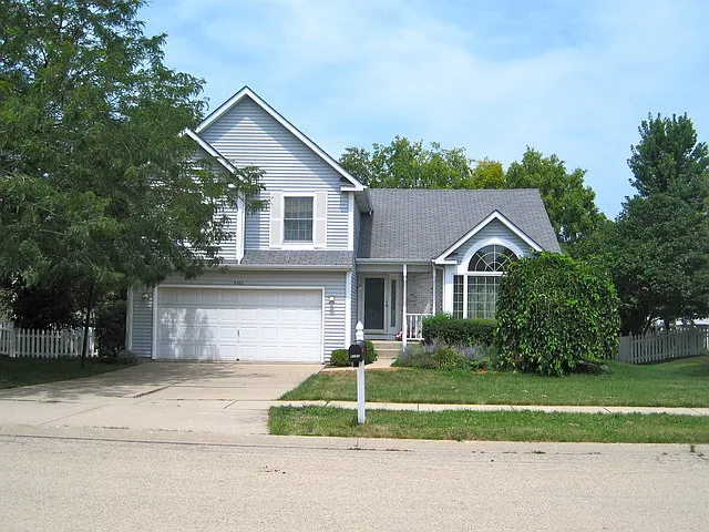5101 Brighton Ln photo 1