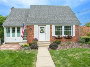 101 Carousel Dr, Delmont, PA