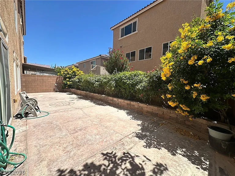 5937 Gordon Creek Ave — Photo 34