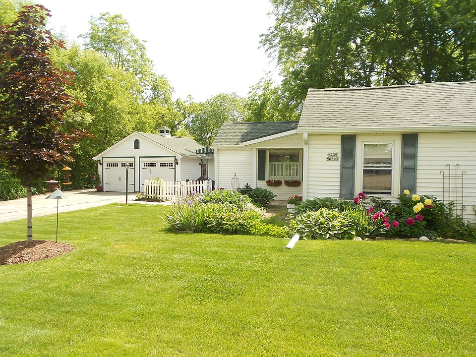 1st image of W239N6602 Maple Ave