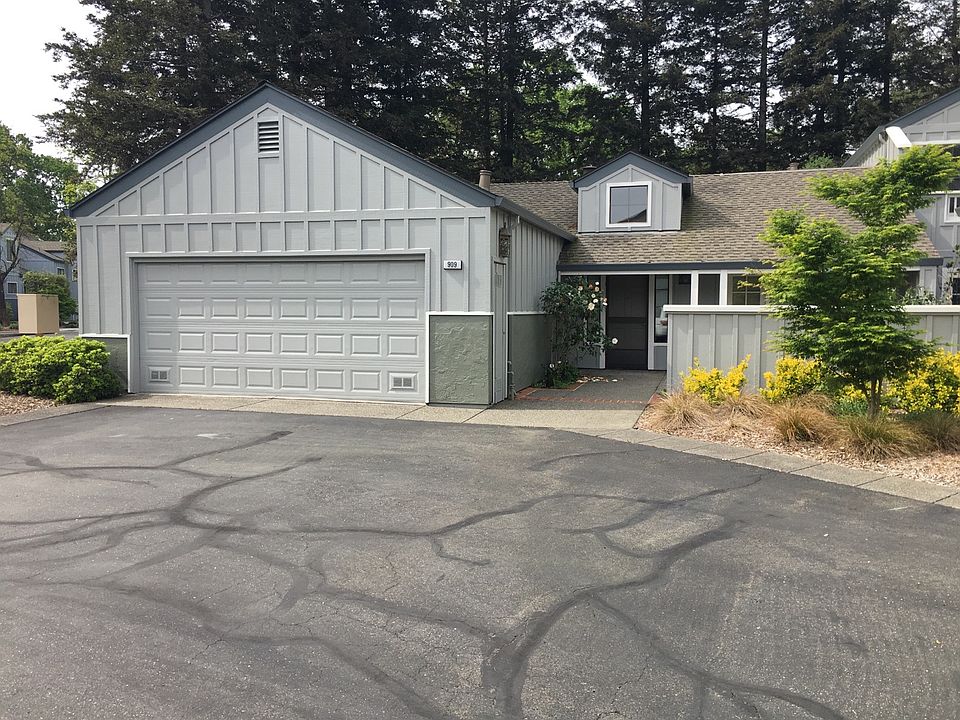 1st image of 909 Princeton Dr