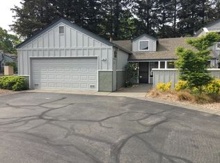 909 Princeton Dr, Sonoma, CA 95476