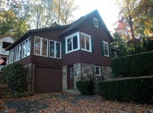 6 Lake Rd, Danbury, CT 06811