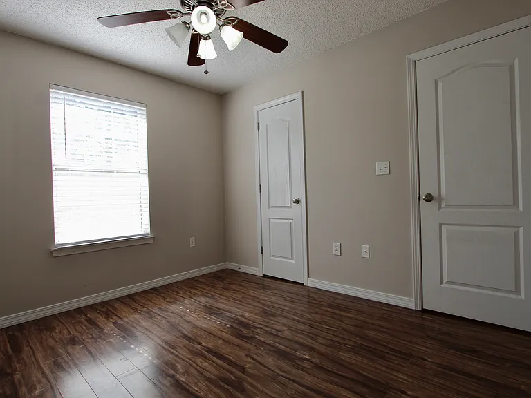 3151 Forrest Ave — Photo 24